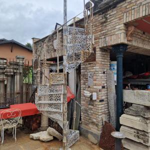 scala in ghisa